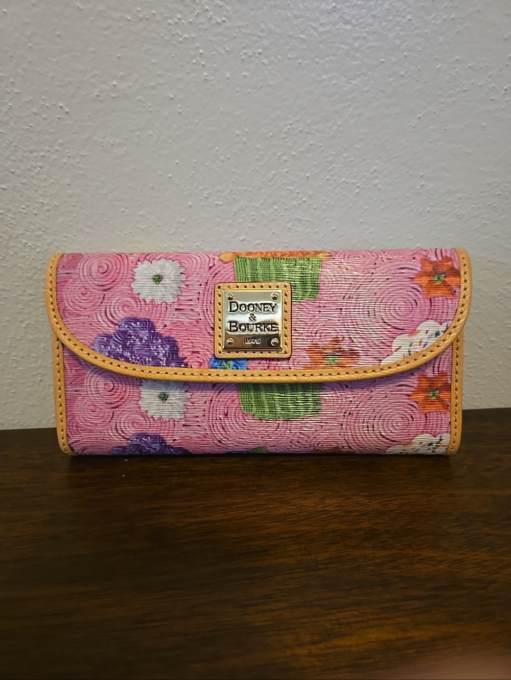 Dooney & Bourke Pink Cupcakes Continental Clutch Wallet NWOT